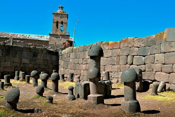 Templo de la Fertilidad Chucuito Puno